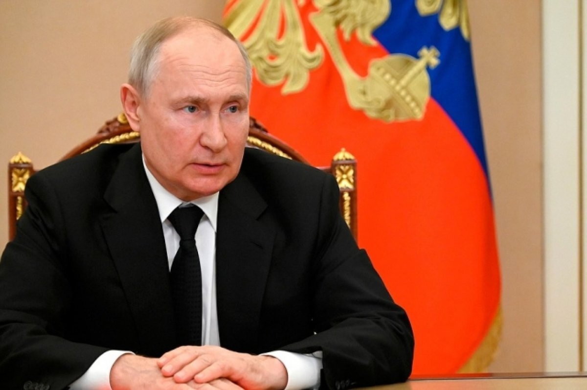    Путин поздравил железнодорожников России с профессиональным праздником