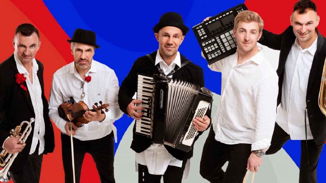 На фото: ACID HASID