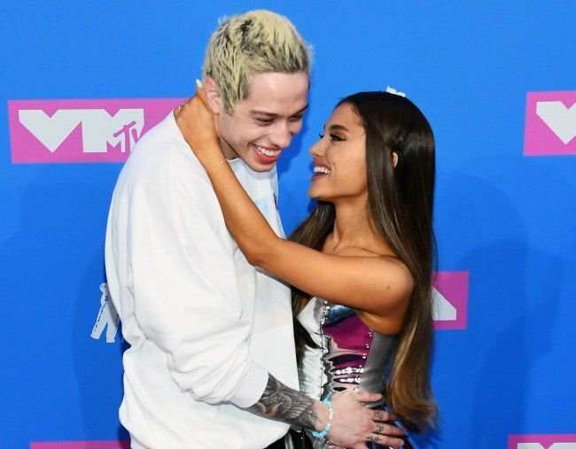 Ариана Гранде и Пит Дэвидсон