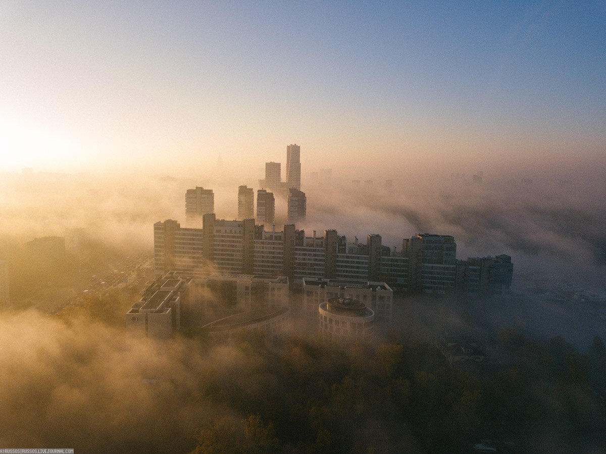 москва сити в тумане