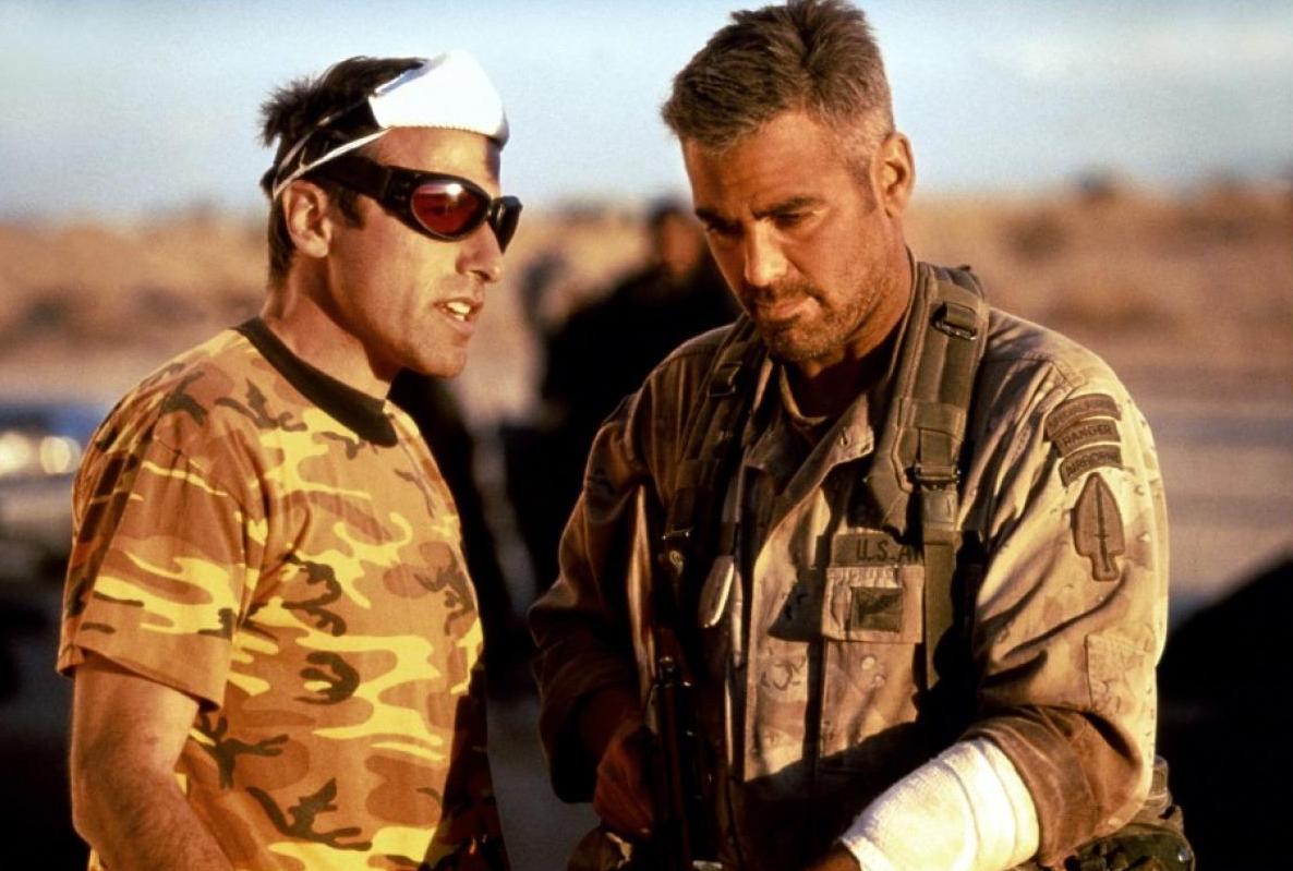 Дэвид О. Расселл и Джордж Клуни на съемках "Трех королей"