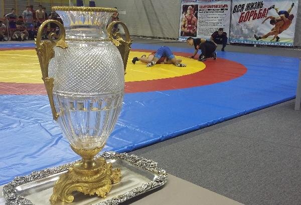  Надежда Хабаза / КРАСНЫЙ СЕВЕР