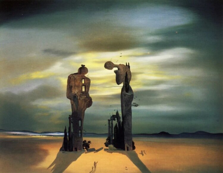 
Во всяком, случае  одну такую картину вы точно можете посетить. И находится она в музее Сальвадора Дали в городе Санкт-Петерсберге, но, увы,  не нашем, а в заокеанском, штат Флорида, США. Картина называется сложно «Археологический отголосок «Анжелюса» Милле».  Дело в том, что есть другая картина французского художника Жана-Франсуа Милле «Анжелюс», которая получила название от первых слов молитвы ««Angelus Domini» - ее католики читают трижды в день.  И вот именно этой картиной был очарован Сальвадор Дали.
