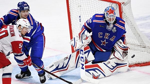 Когда и кто снимет чары с ворот армейцев или с клюшек ярославцев ?