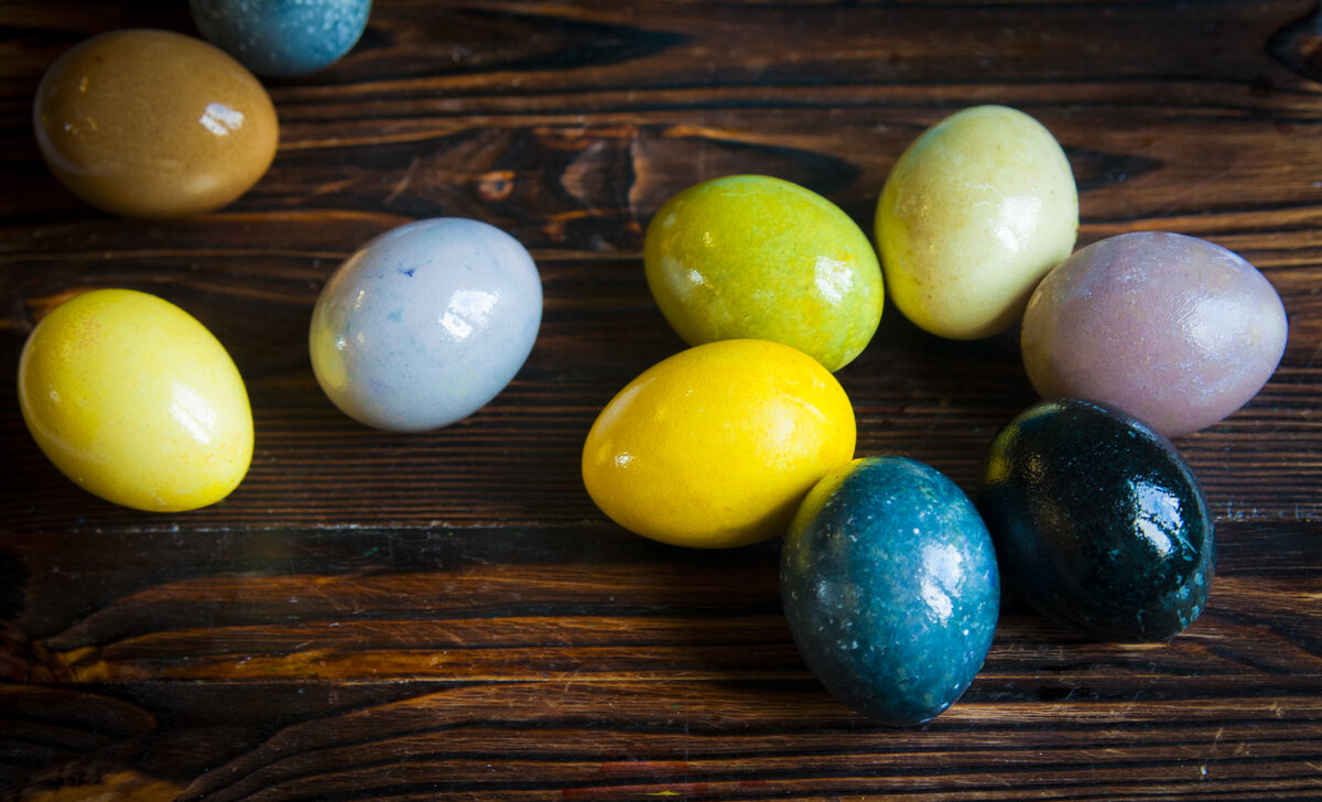 Окрашивание яиц натуральными красителями