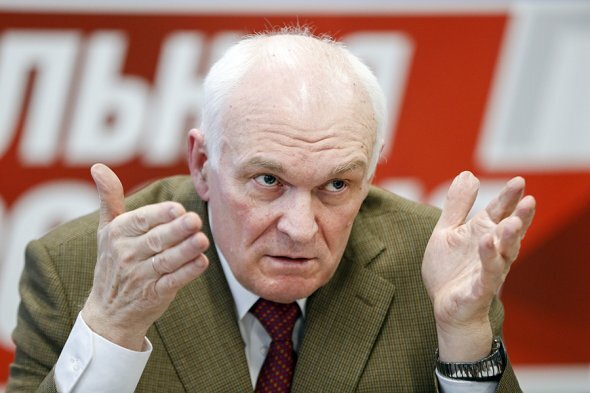 Владимир Литвиненко, ректор Санкт-Петербургского горного университета 
Доход в 2017 году: 248,3 млн руб.
