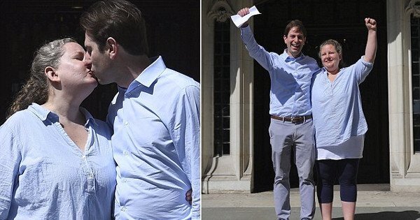 Джеймс Бэйнс (41 год) и Виктория Бейнс (38 лет) 