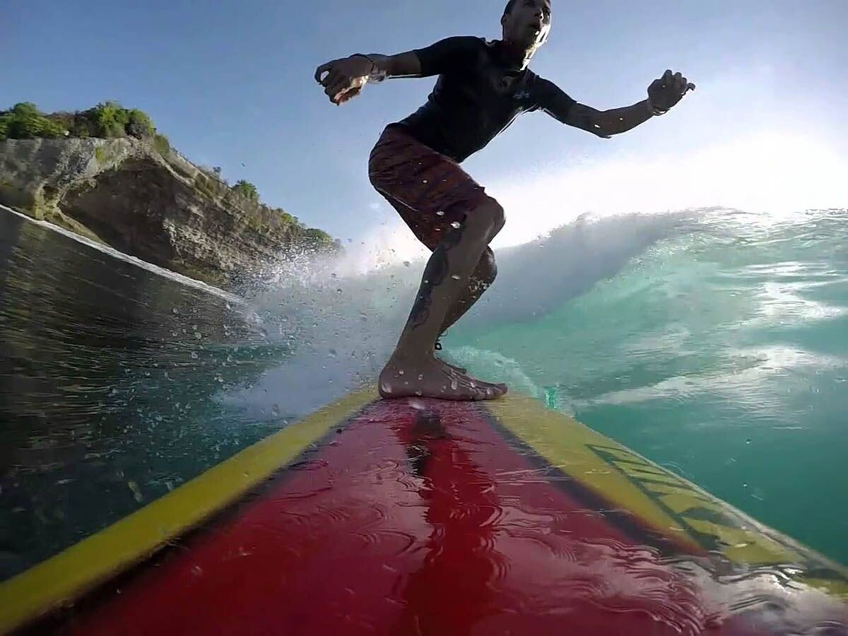 Серфинг на Бали,  фото взято в Pinterest