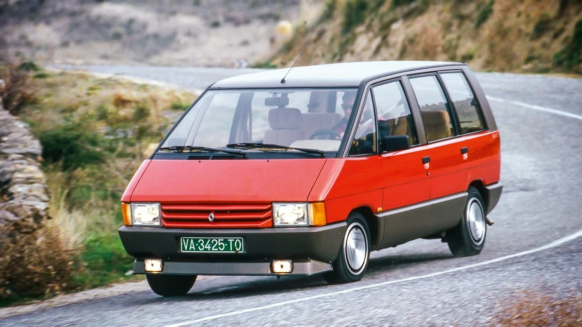 Renault Espace. Фотография взята с сервиса Яндекс Картинки. 