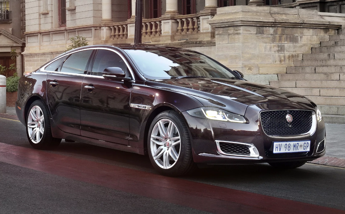 Самый роскошный седан - Jaguar XJ | ✌ Auto-Facelift | Дзен