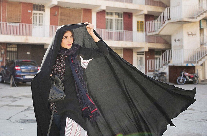 В роли девушки Рахима дебютирует на большом экране Сахар Голдаст