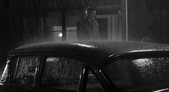 Фрагмент из фильма Альфреда Хичкока «Психо»