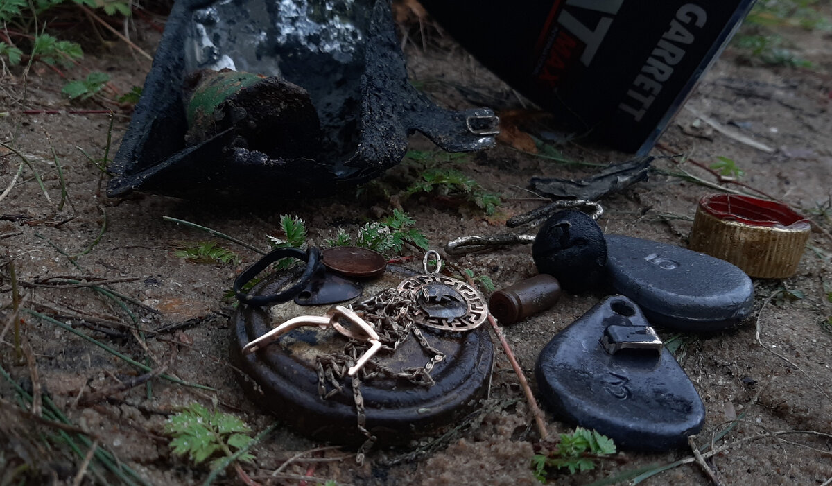 вот такие находки мне удалось достать из воды в тот день.