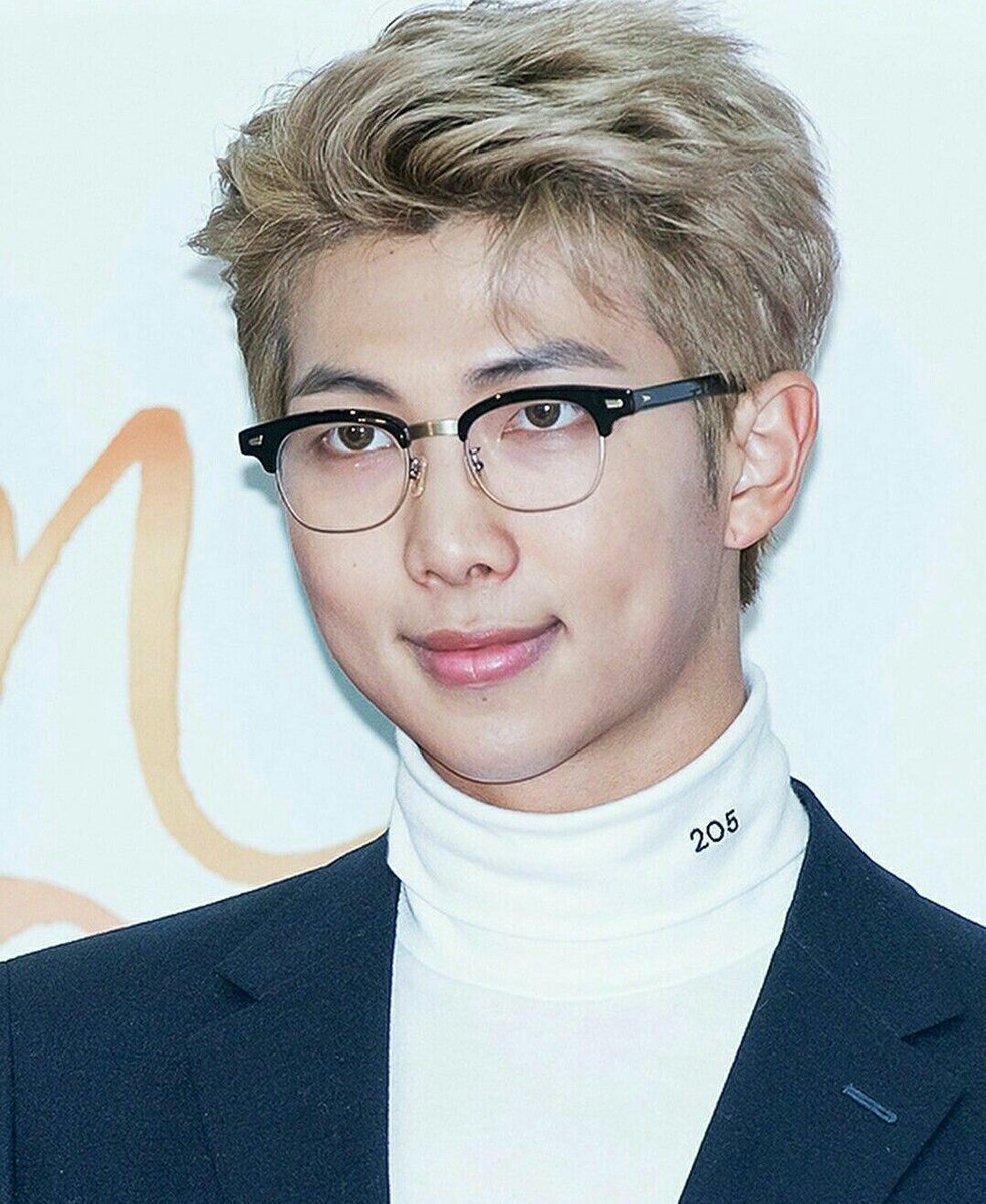 Красивый, умный, воспитанный, талантливый, любящий,...