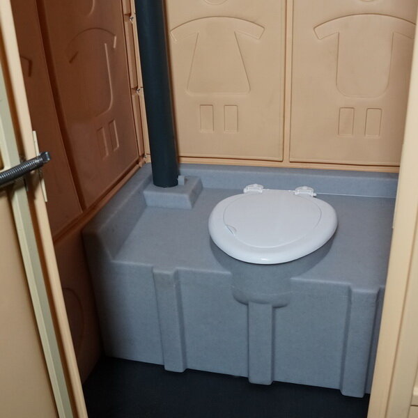 Туалетная кабинка Эконом – это лучший уличный биотуалет на даче и стройке ЗАЧЕМ СТРОИТЬ? — КУПИТЕ ГОТОВЫЙ ТУАЛЕТ! Дачник? Нужен туалет на дачу или для приглашенных строителей?-80