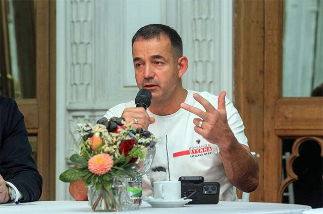    Дмитрий Певцов: «В спектакле показан современный герой». Фото: Пресс-служба «Нового театра»