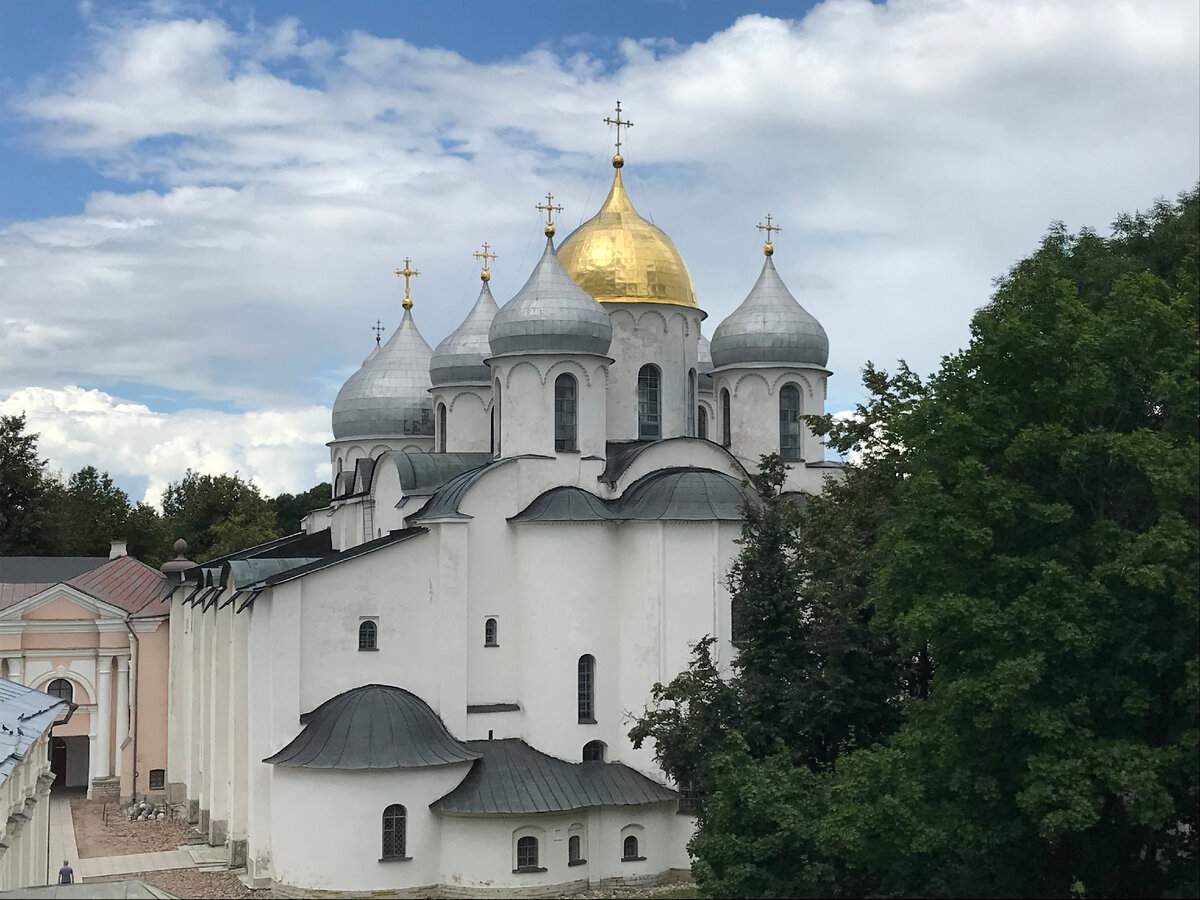 Софийский собор в Новгороде 989