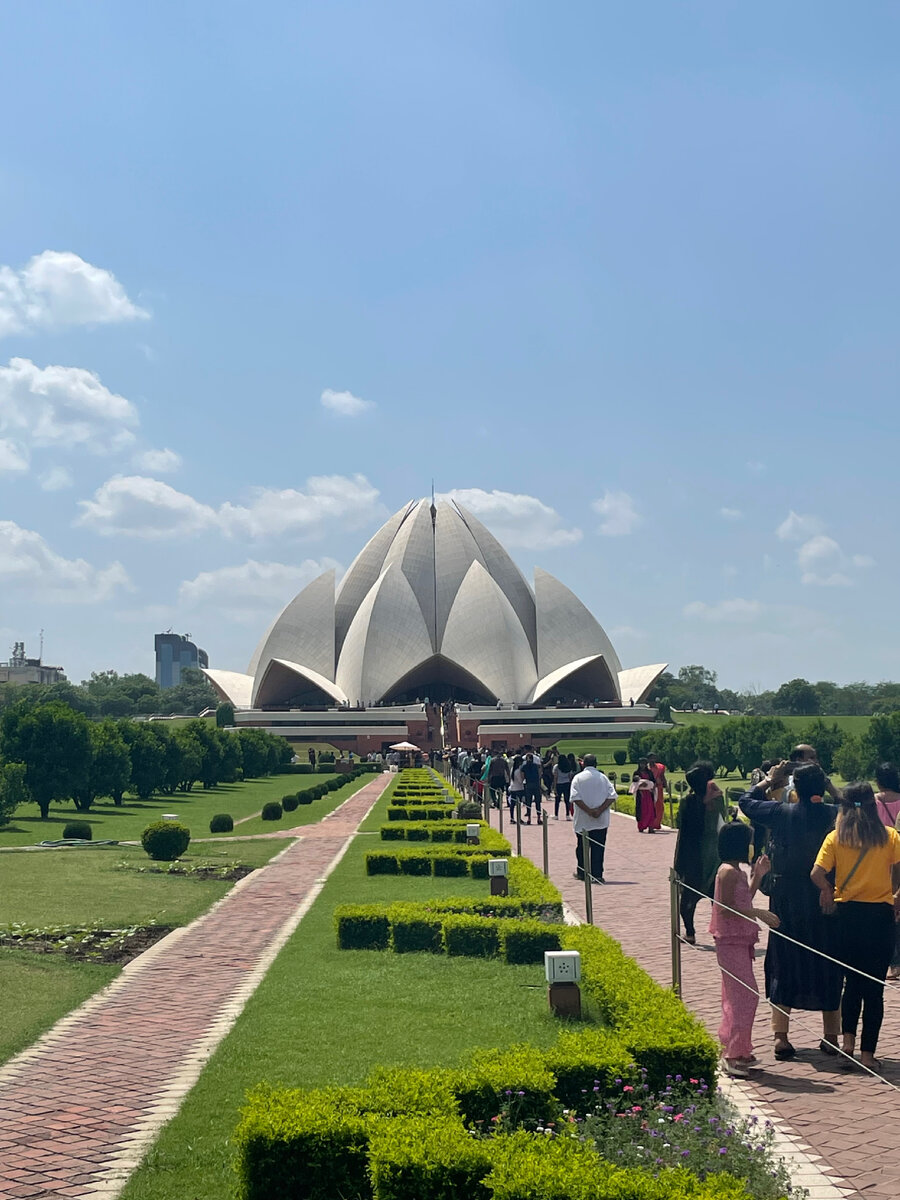 Храм Лотоса