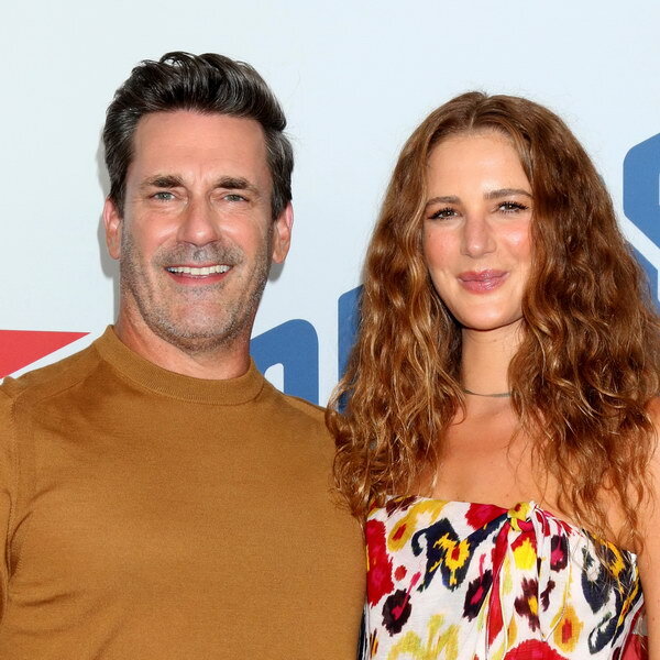     Джон Хэмм и Анна Оскеола поженились на месте съемок «Безумцев»