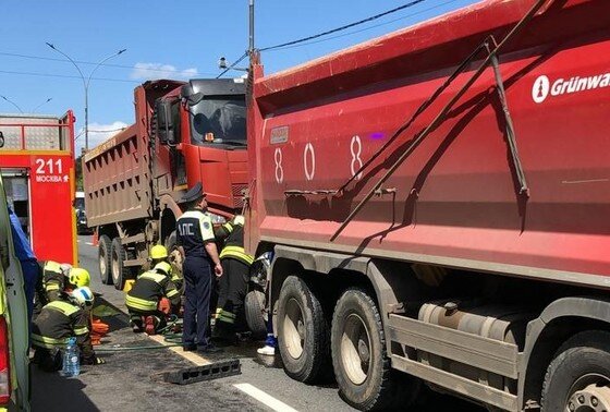 Порно видео стоянка грузовиков