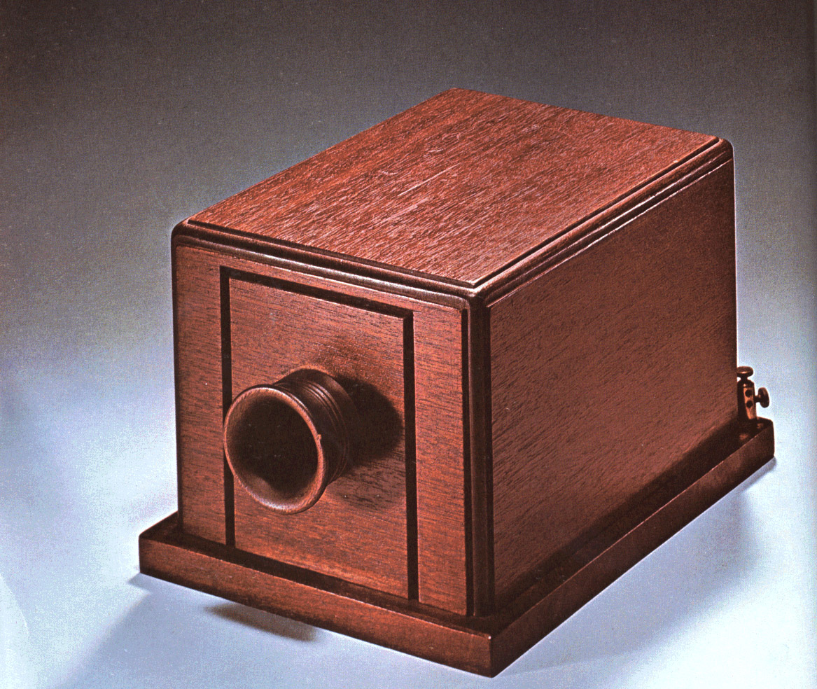 Первый телефон Белла, который сдавался в аренду 