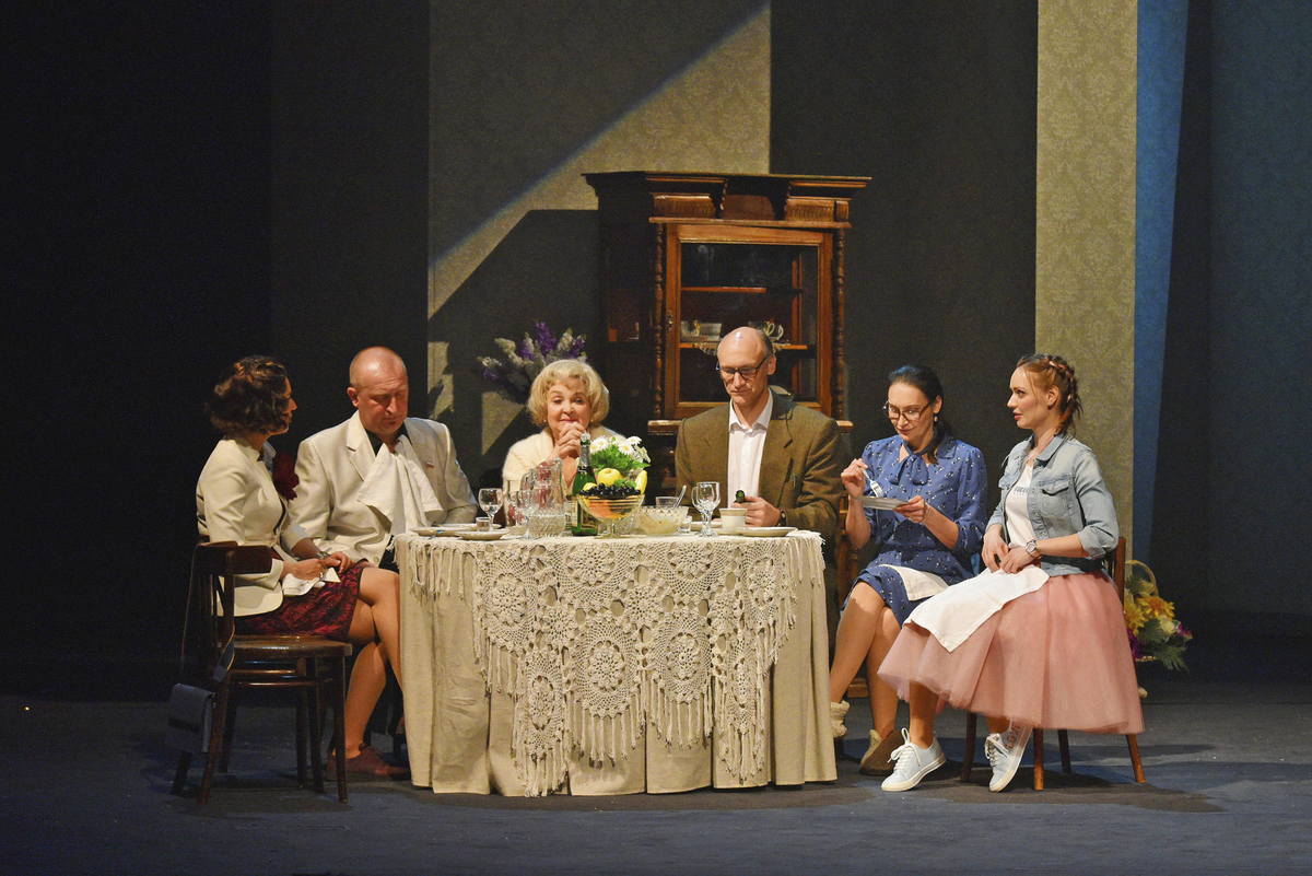 Небо над нами