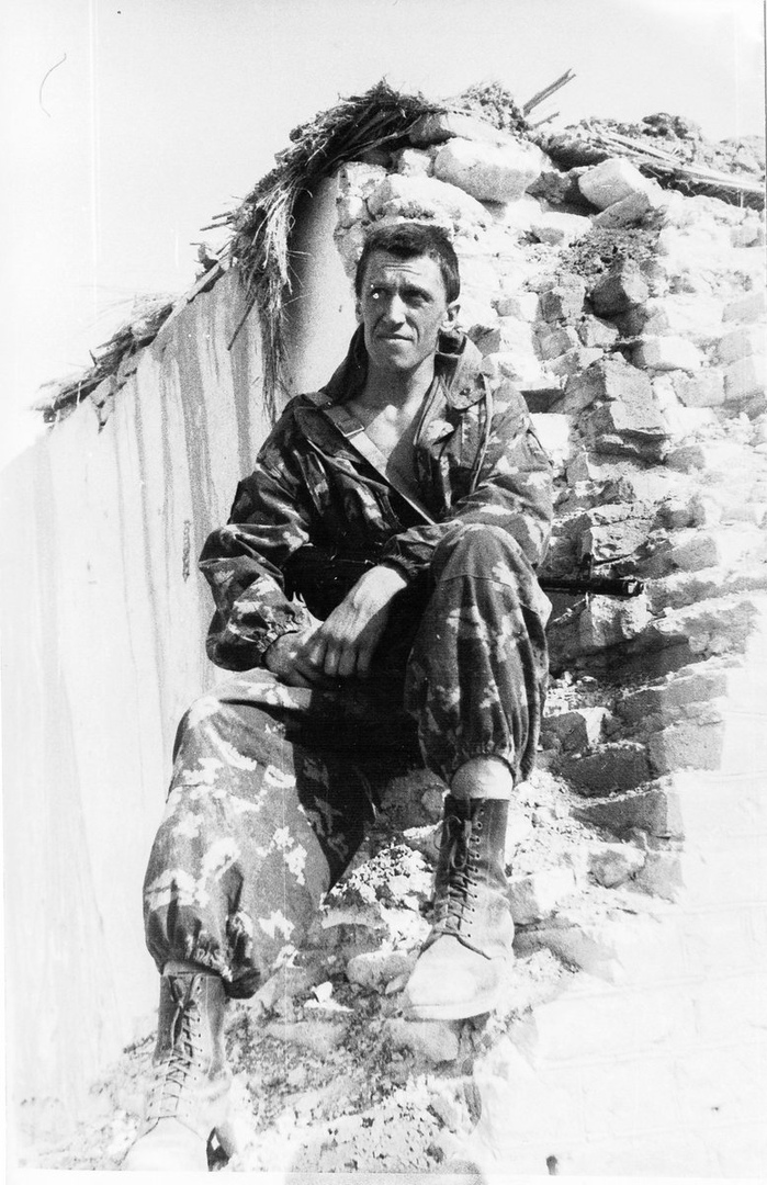 Виктор Иванович Блинов, подполковник, сотрудник специального подразделения «Альфа» КГБ СССР (ФСБ РФ), участник концертов. 