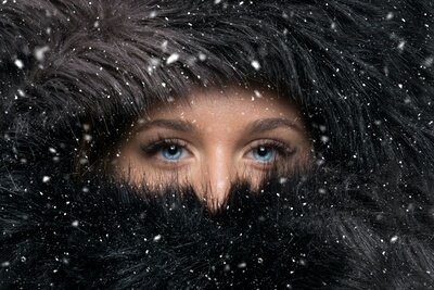    Девушка в мехах ©Szabo Viktor Unsplash.com