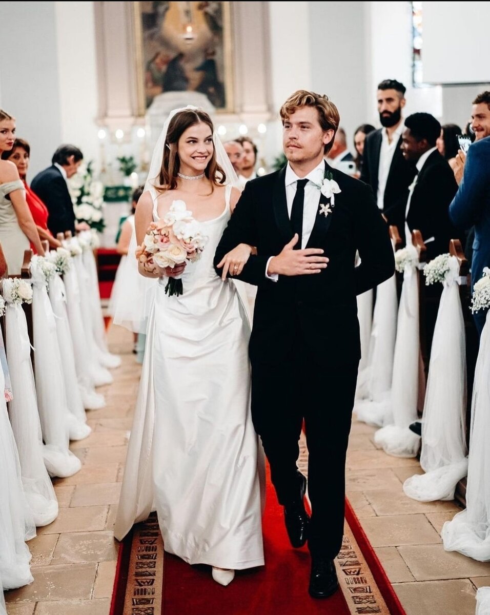 Барбара и Дилан в церкви