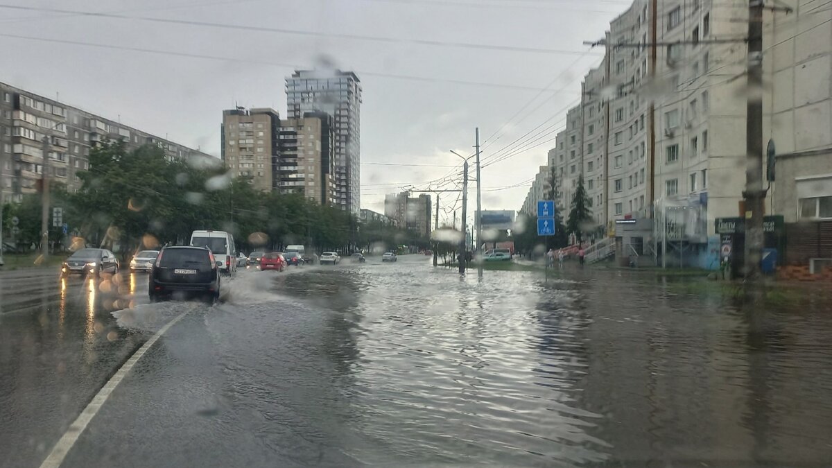 Фотографии дождя в городе