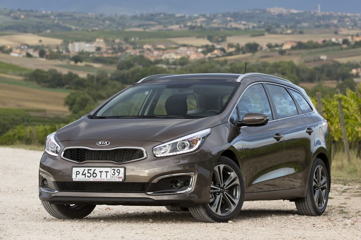 Kia Ceed седан 2012