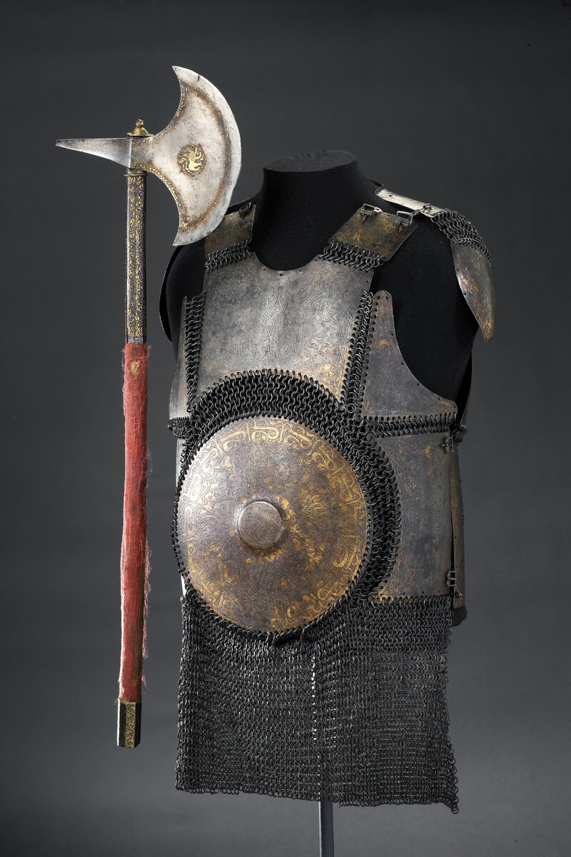  зерцальный доспех и чекан