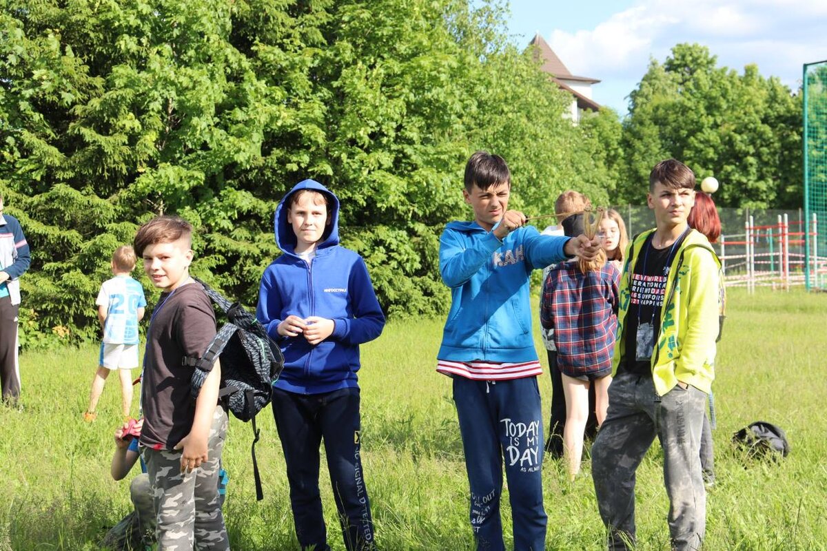 Молодой краевед. Ребята совершить. Ребята совершить. Выставка к 23 февраля в школе. Мастер класс для детей в библиотеке.