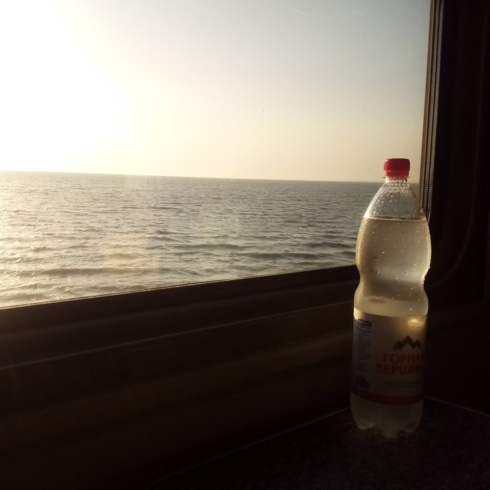 Утро ,вид с окошка поезда 