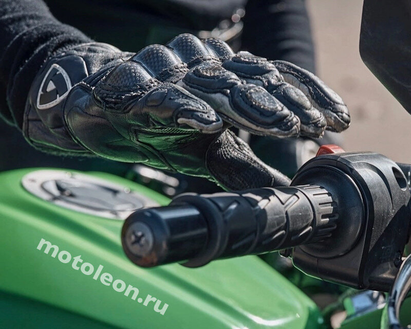 Мотоперчатки
