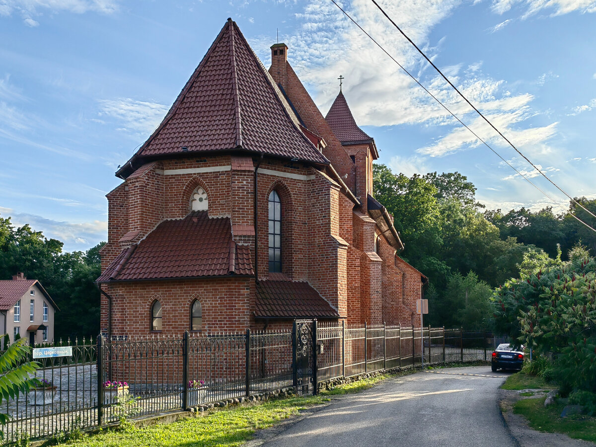 Арнау (Юнгферндорф), ныне пос. Родники, где сохранилась усадьба ученика  Канта обер-президента Пруссии Теодора фон Шёна и кирха Св. Катарины | Олег  Еверзов | Дзен