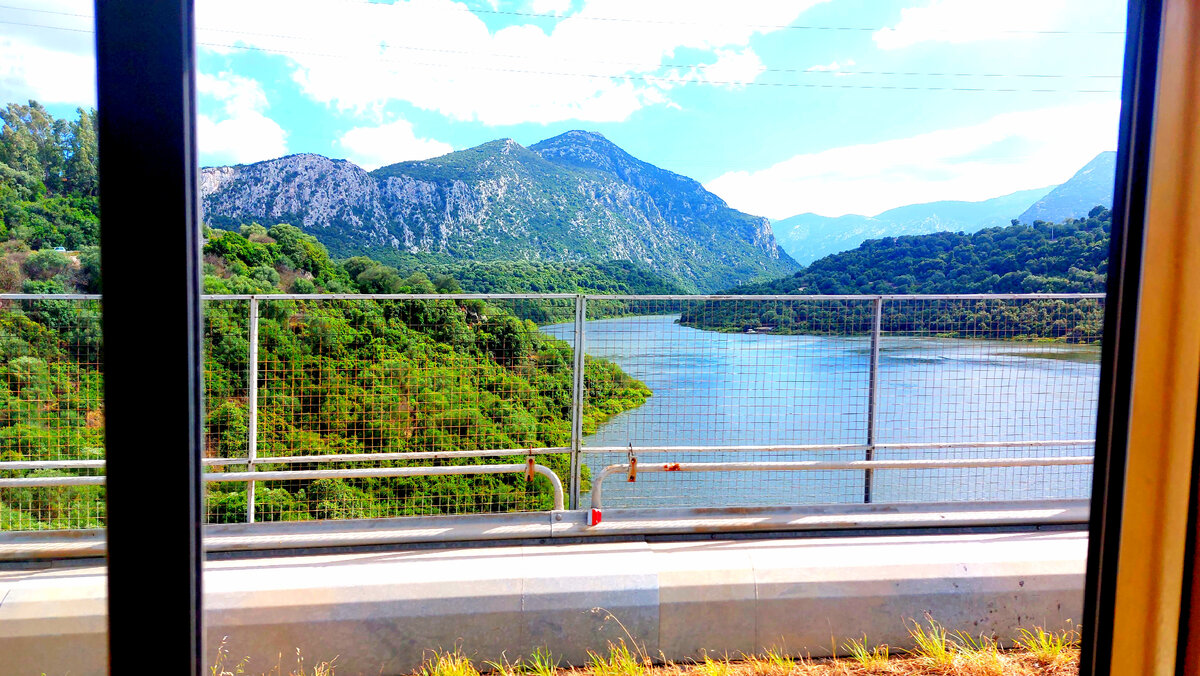 Ещё одна тема для пиара и повод для хулиганства набирают обороты в Италии