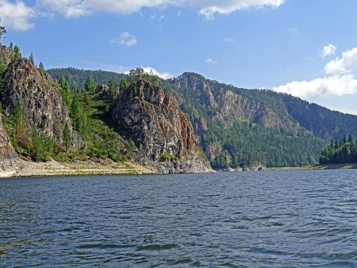 Красноярское водохранилище зимой