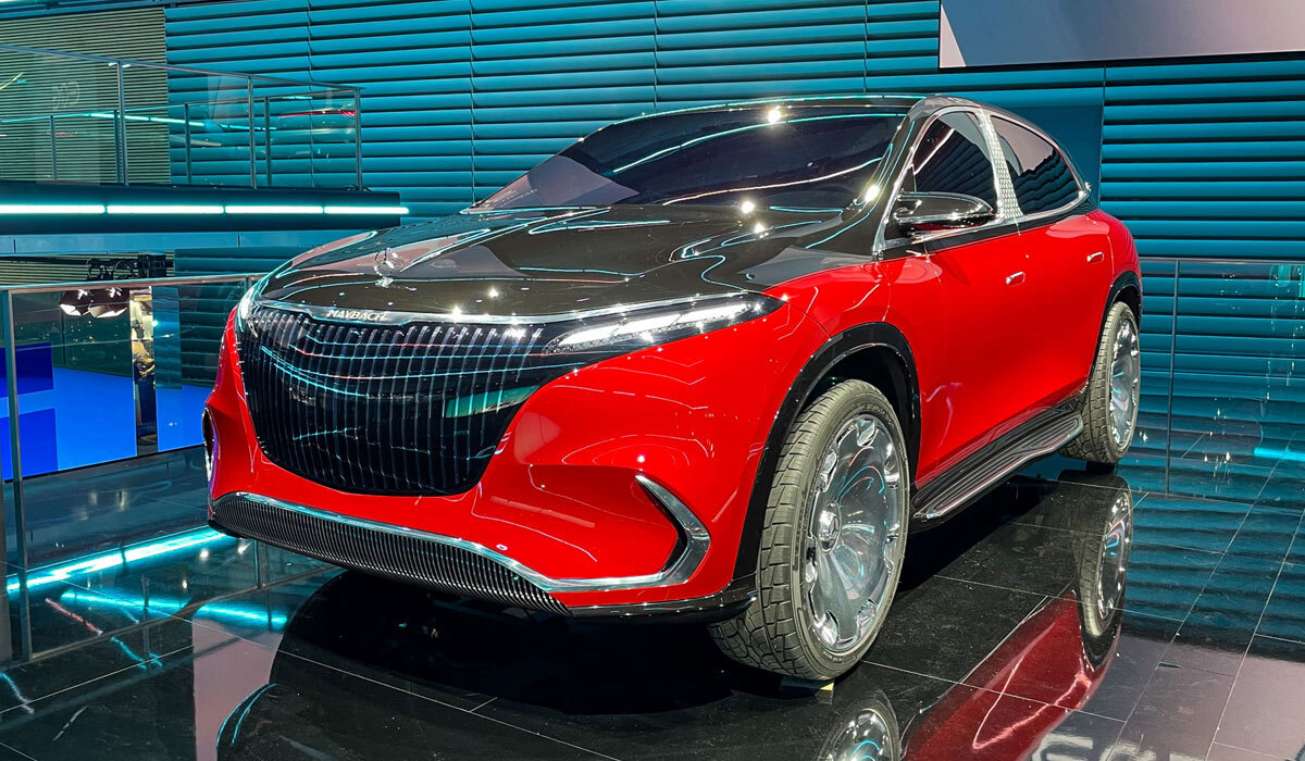 Mercedes EQS SUV