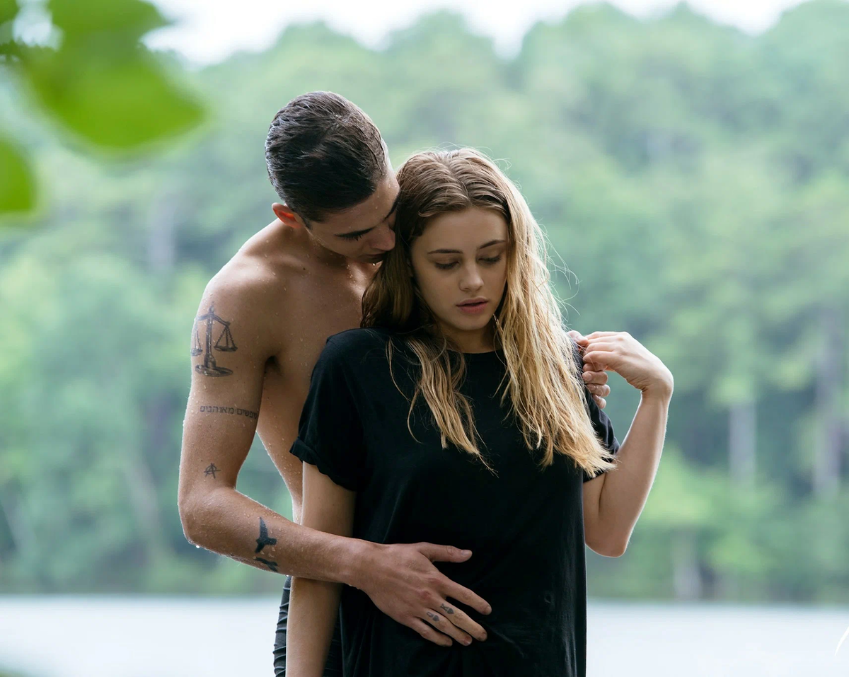 Кадр из фильма «После»/ After, 2019, CalMaple