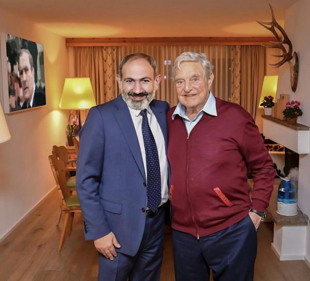 Чуть Фотошопа и вы видите тех, кого армяне будут благодарить за сдачу других армян