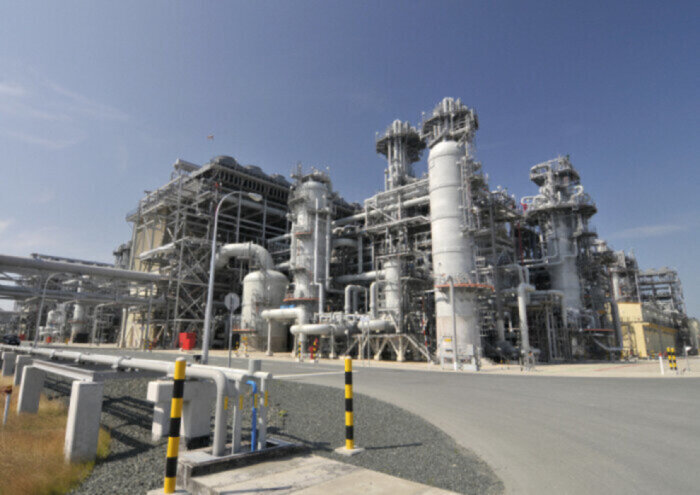 Фото: пресс-служба «Газпром». Проект по производству сжиженного природного газа (СПГ) «Сахалин-2» вернулся к полномасштабной работе после завершения плановых профилактических работ