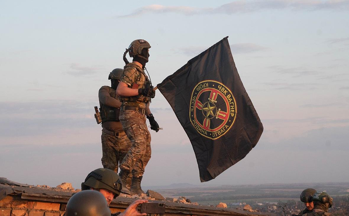 ЧВК "Вагнер" в Артемовске, источник: https://www.rbc.ru/politics/24/05/2023/646dcc099a79478ef157061b