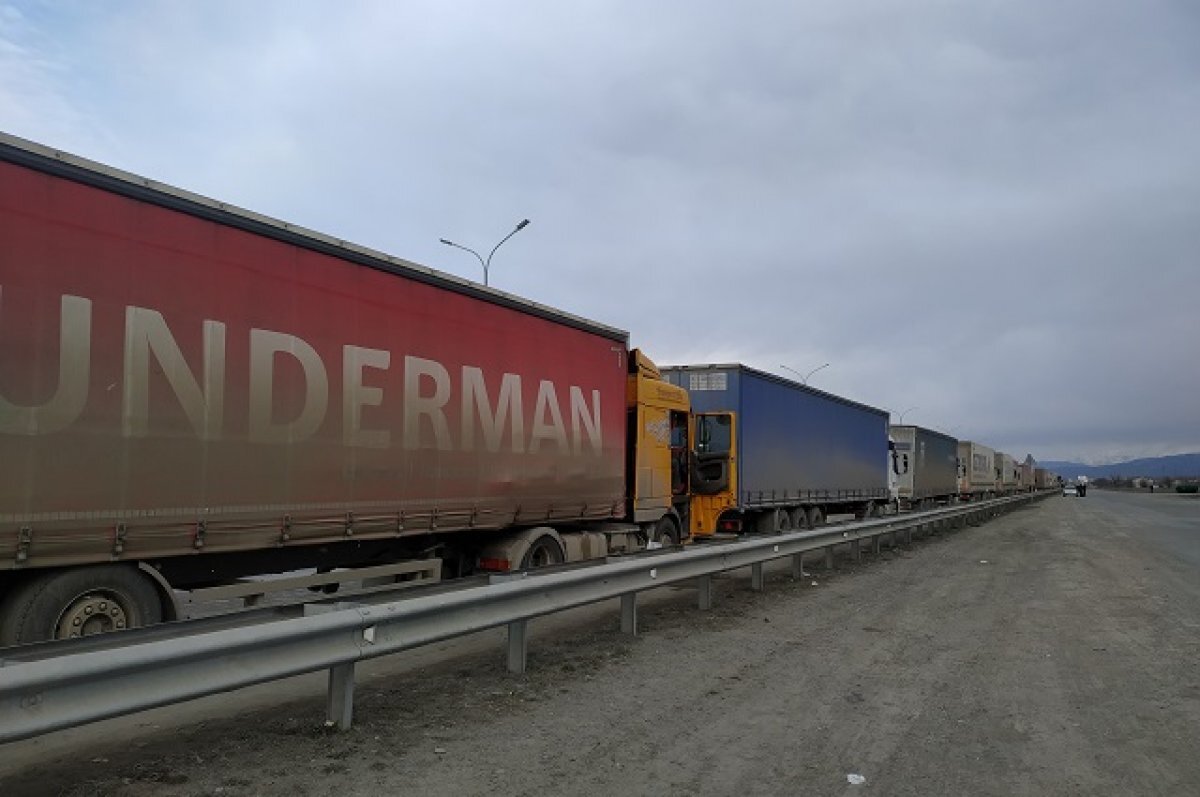    Полицейский попался на провозе контрафактного табака через Волгоград