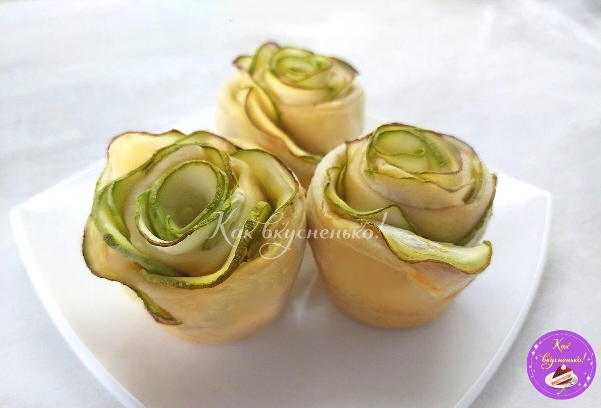 Меня зовут Оля, добро пожаловать в мой кулинарный блог! Готовьте вместе со мной, вдохновляйтесь, подписывайтесь. Я обещаю будет вкусненько!!! ;)