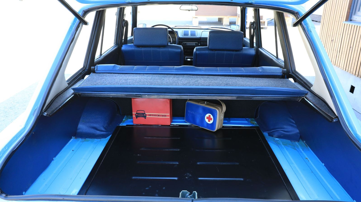 У автомобиля ИЖ-2125 "Комби" был достаточно вместительный багажник