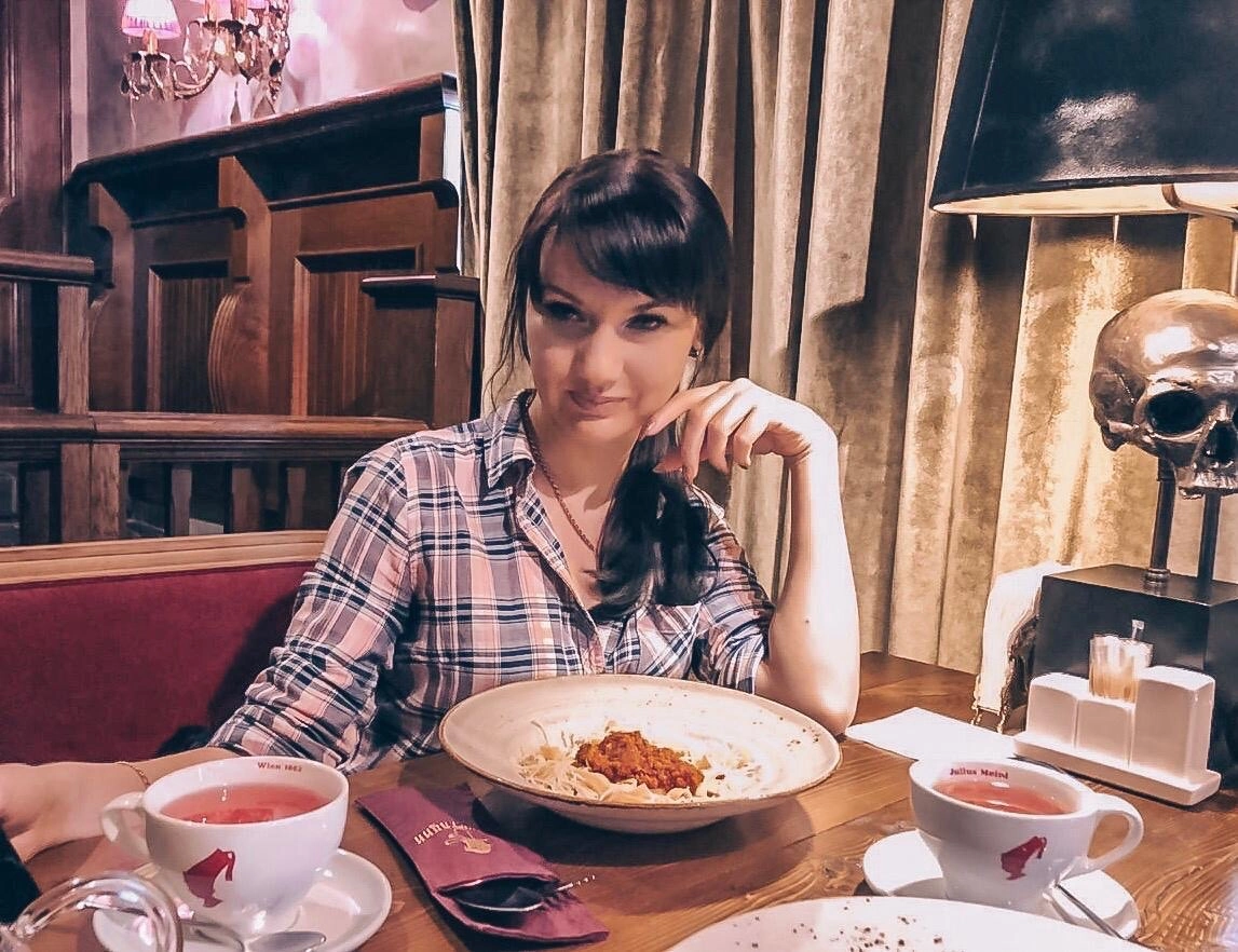 Из личного архива. Кафе Бонифаций. 