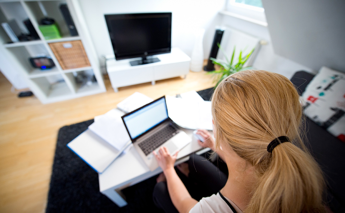 Самозанятых обязали указывать данные о себе при рекламе их товаров онлайн.