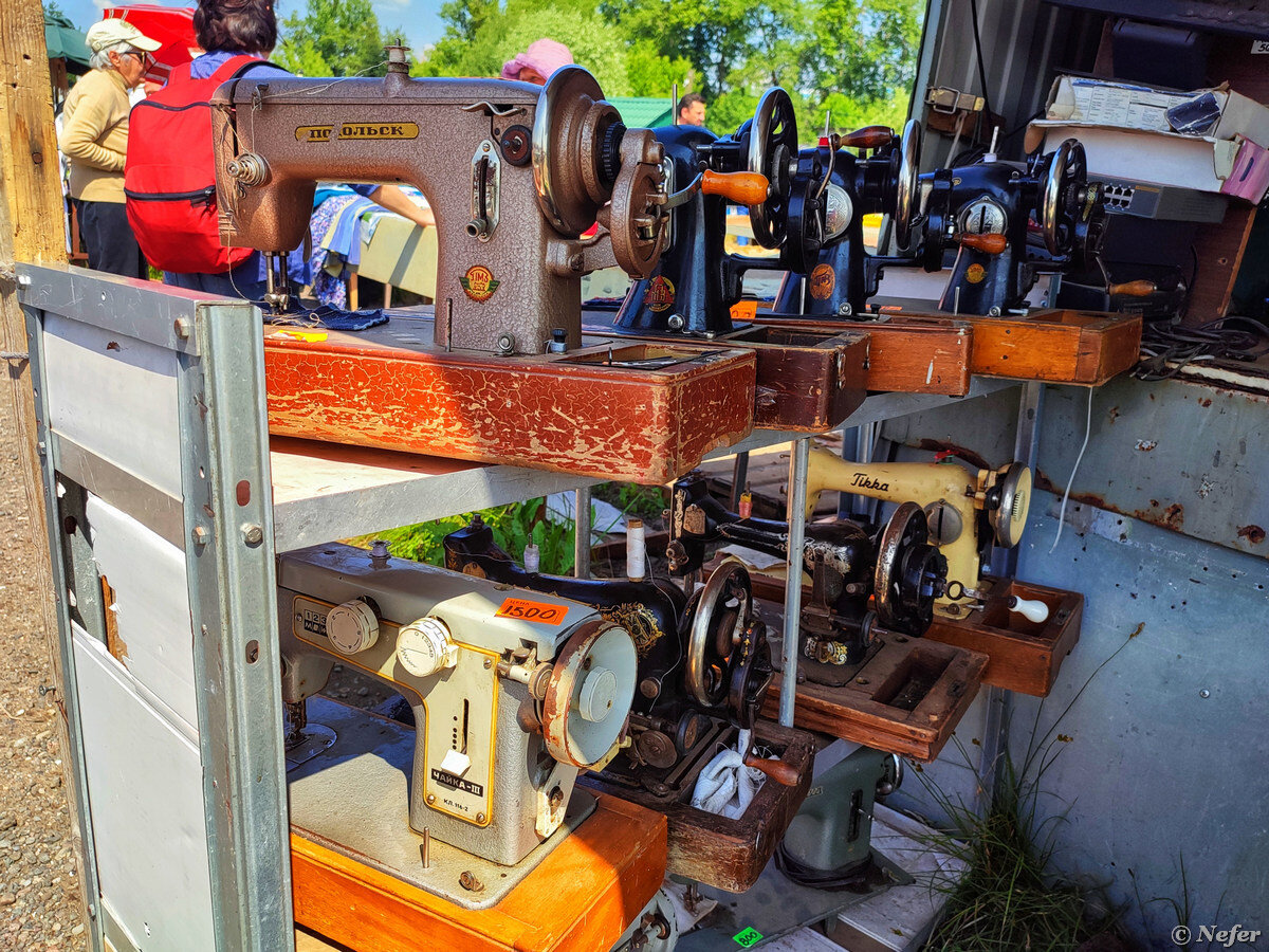 блошиный рынок левша. блошиный рынок в химках новоподрезково. сайт рынка левша в новоподрезково. блошиный рынок левша. новосходненское шоссе 166 блошиный рынок.