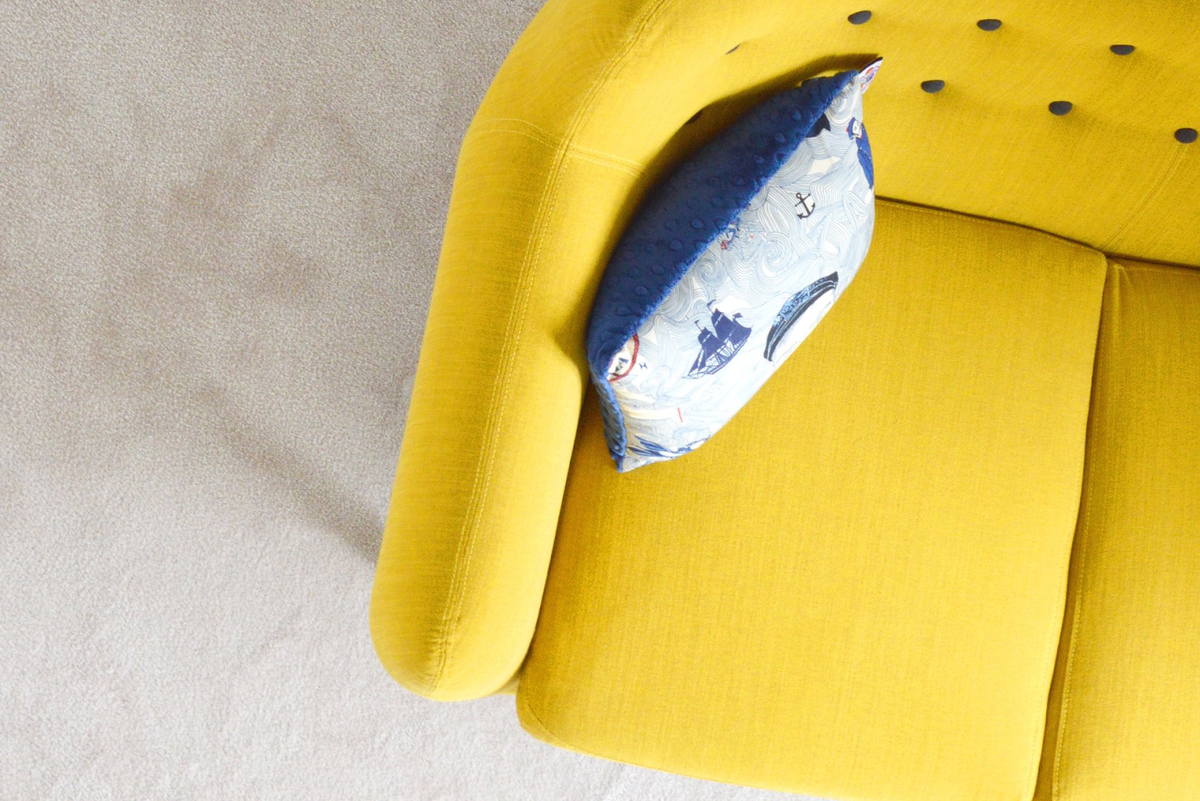 Что делать, если новый диван пахнет химией? | натяжныепотолкибрянск.рф | Дзен